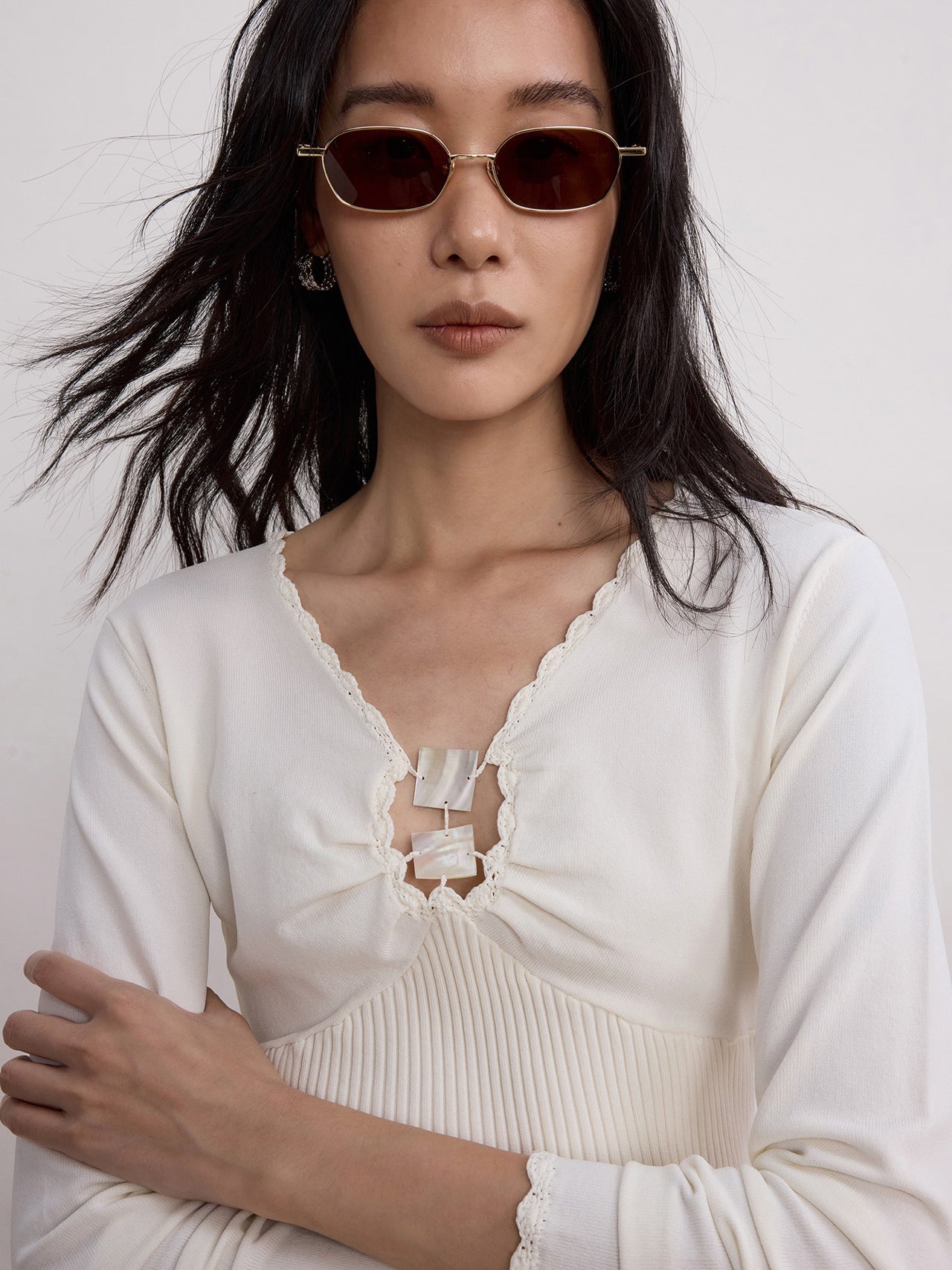 Elara Shell Top