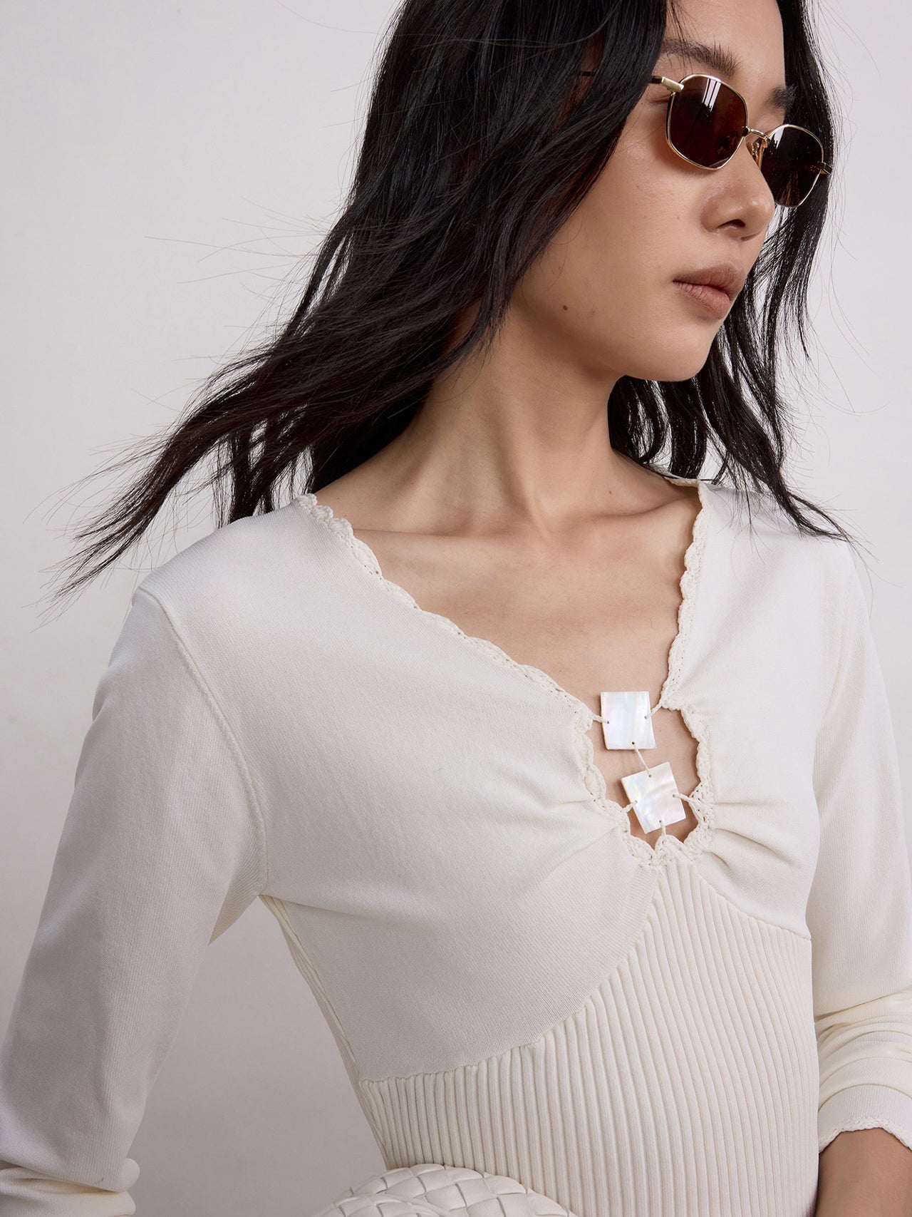 Elara Shell Top