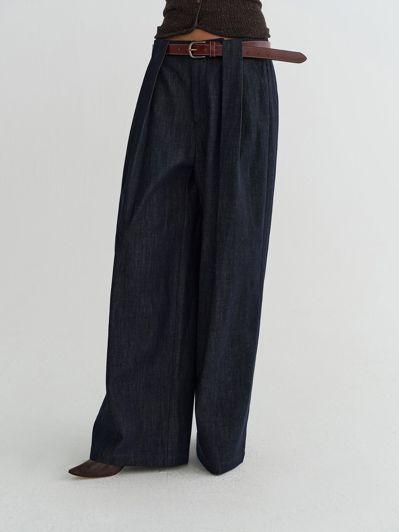 Noir Belted Trousers