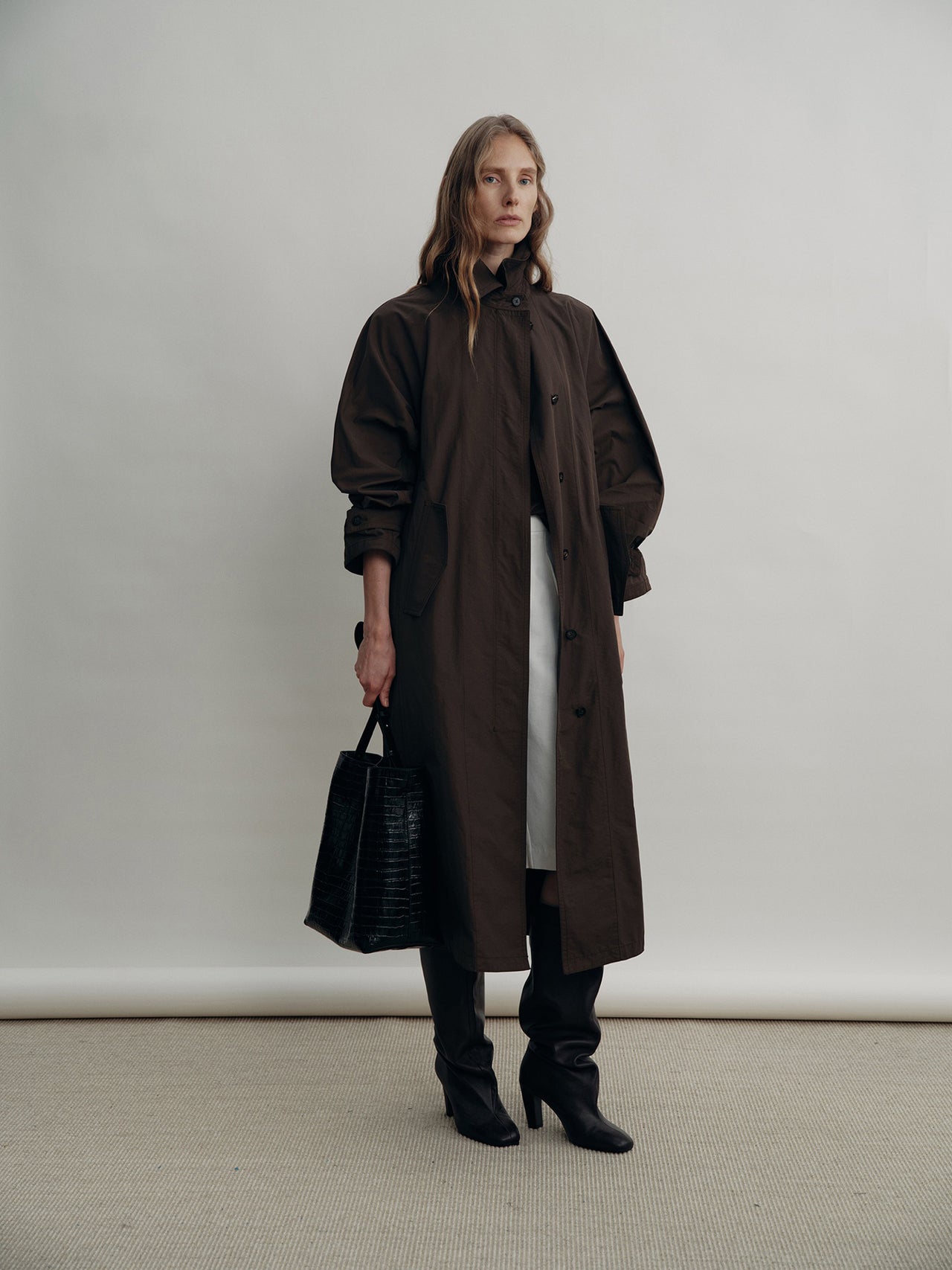 Eira Column Trench
