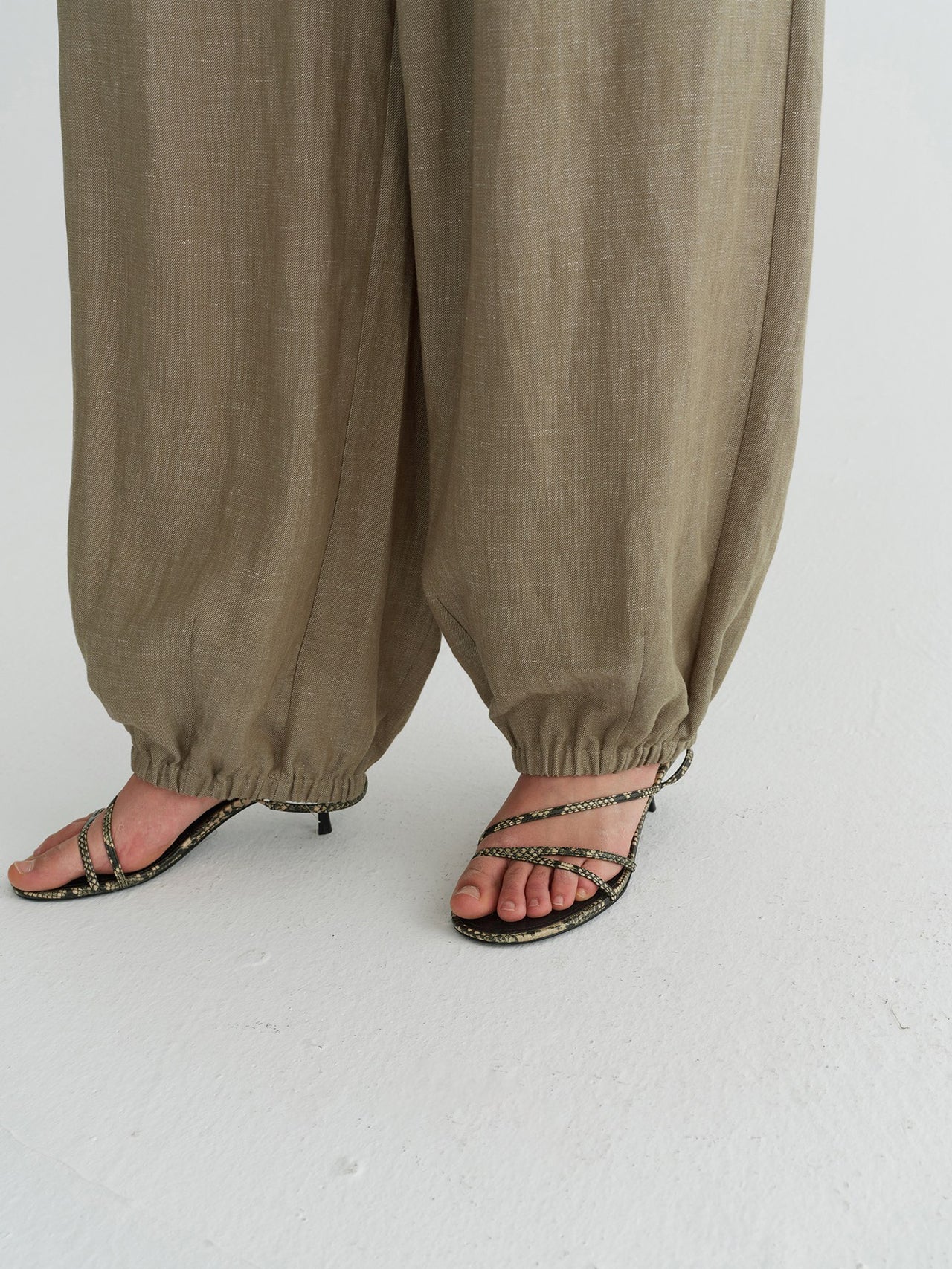 Aira Bloom Pants